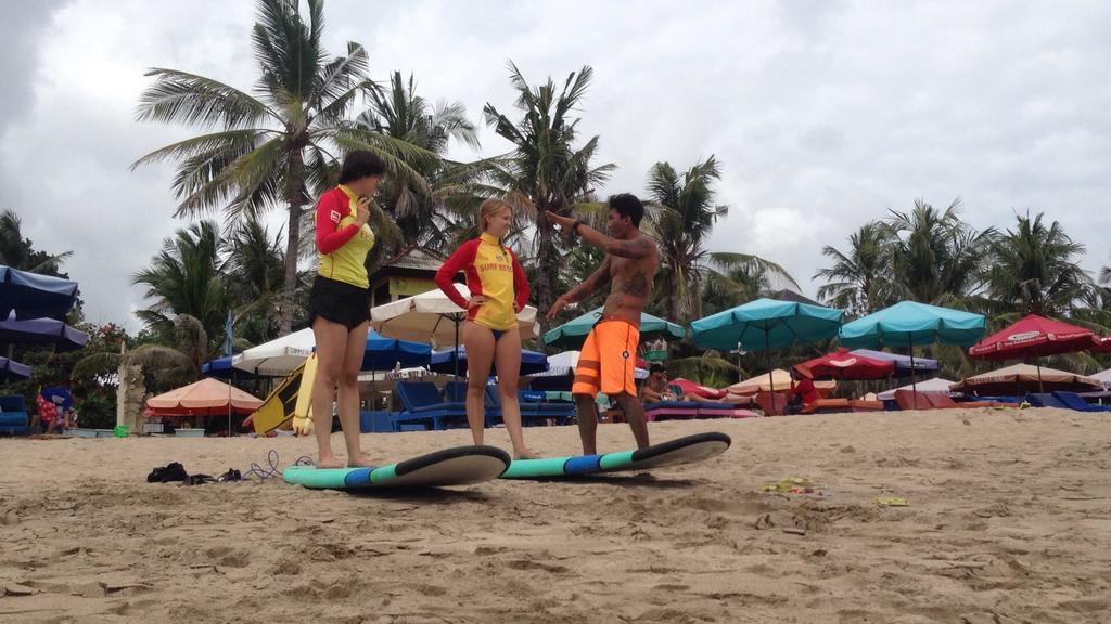 Salty Shakas Bamboo Stay Canggu Eksteriør bilde